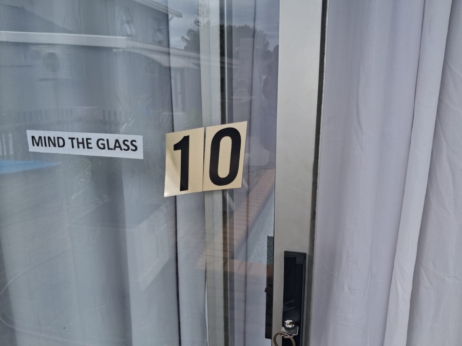 To Let 1 Bedroom Property for Rent in Gonubie North Eastern Cape